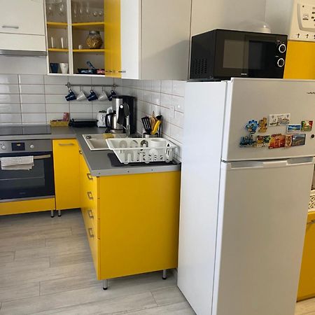 City Center Apartman Нагиканиша Екстериор снимка
