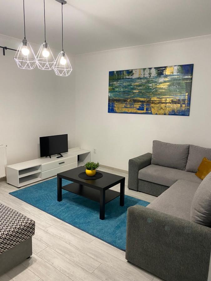 City Center Apartman Нагиканиша Екстериор снимка