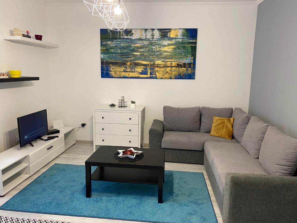 City Center Apartman Нагиканиша Екстериор снимка